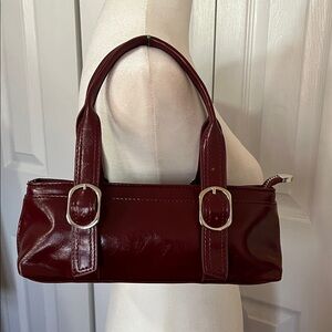 Elegant Burgundy Leather Shoulder Bag